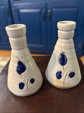 Williamsburg Pottery bud vases salt-glazed pottery - cobalt blue designs